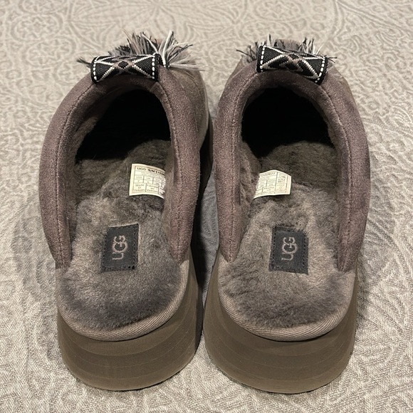 UGG Tazzle - Grey Size 7 - Picture 4 of 8